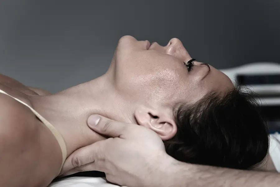 Chiropractic neck adjustment